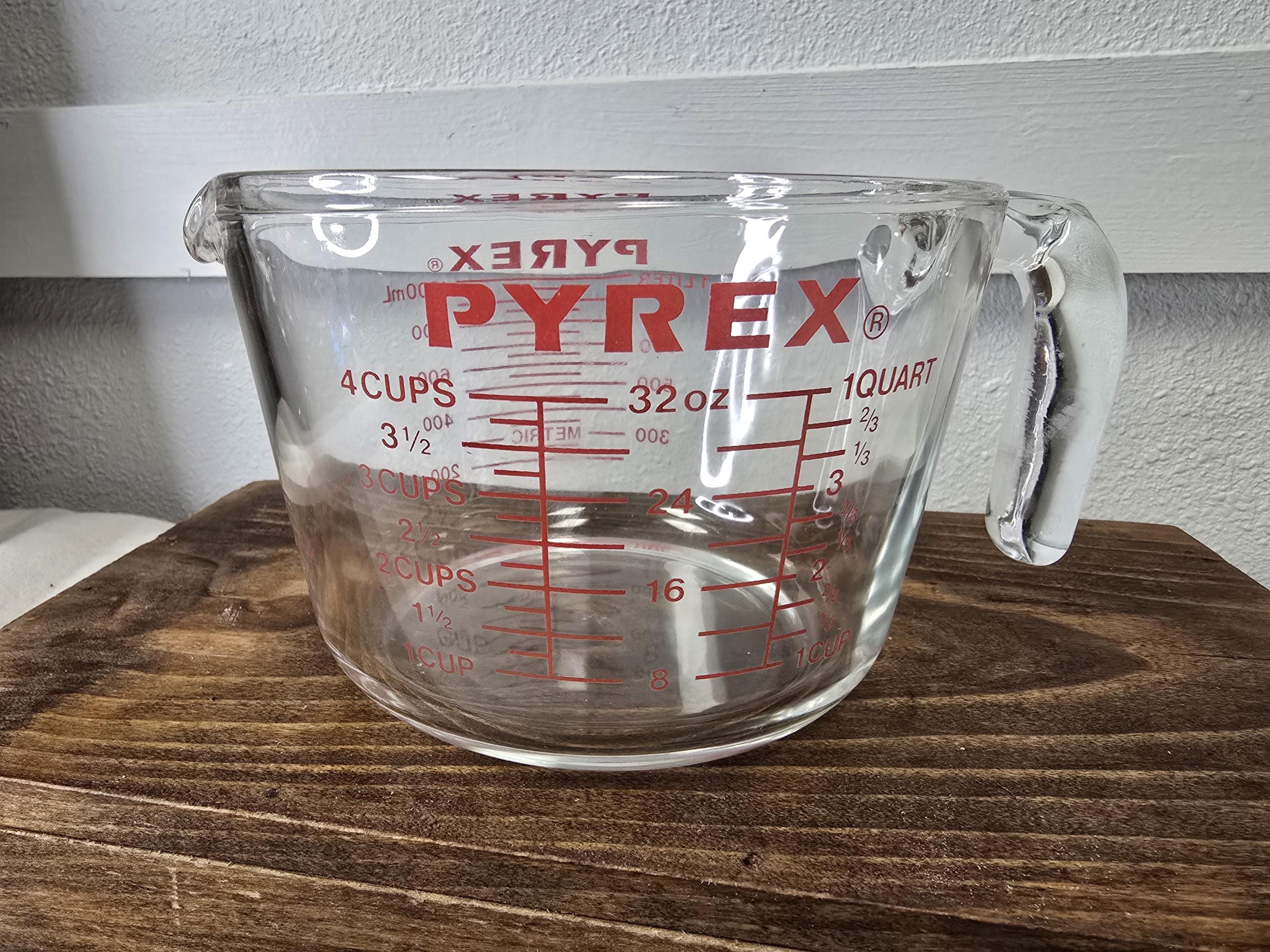Vintage pyrex measuring cup - Etsy 日本