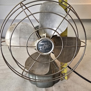 50年代、ZERO モデル 1250R 卓上扇風機 グリーン色アンティーク Zero Fan Model 1250r - Etsy