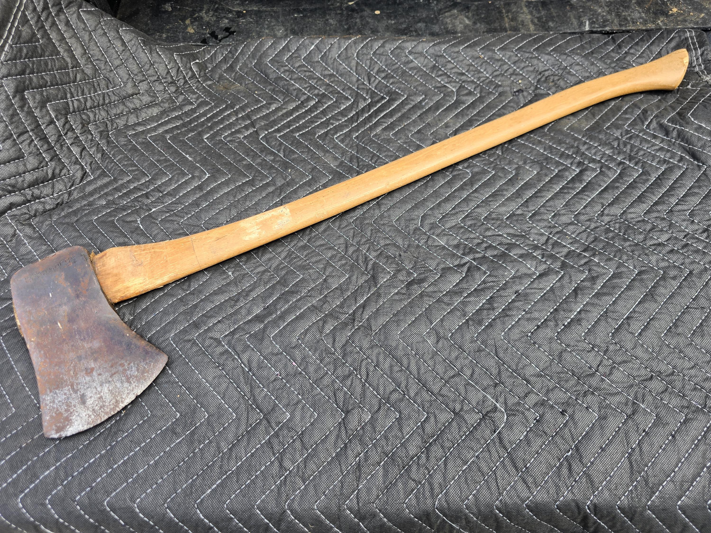 Vintage Hartwell Brothers Grey Gorge Memphis Tennessee Axe With 36