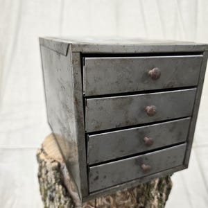 Vintage Metal 4 Drawer Small Parts Tool Cabinet Toolbox