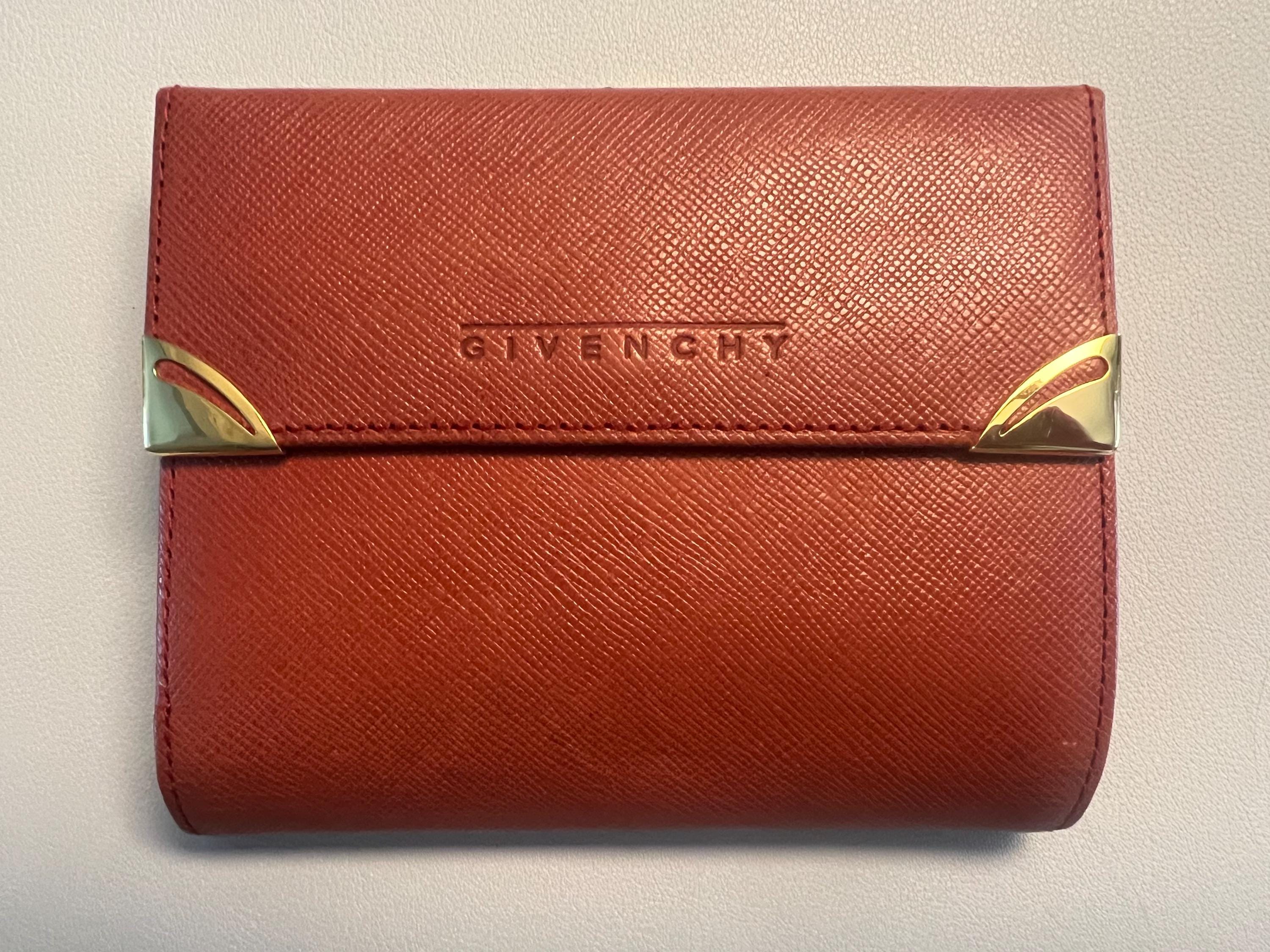 GIVENCHY｜HALF-LENGTH WALLETS (BB60LNB1Q7 001) 4G wallet in Box leather in - black | Givenchy US