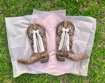Light Pink Boot Bows, Western Cowgirl Accessory, College GameDay Bows, Concert Boot Bows