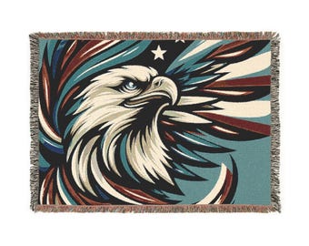 Majestic Eagle Woven Cotton Blanket: USA-Themed Home Decor Throw