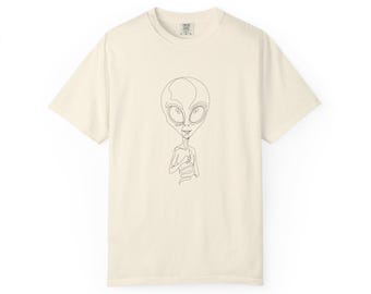 Vintage Alien Art T-Shirt: Unisex Sci-Fi Graphic Tee