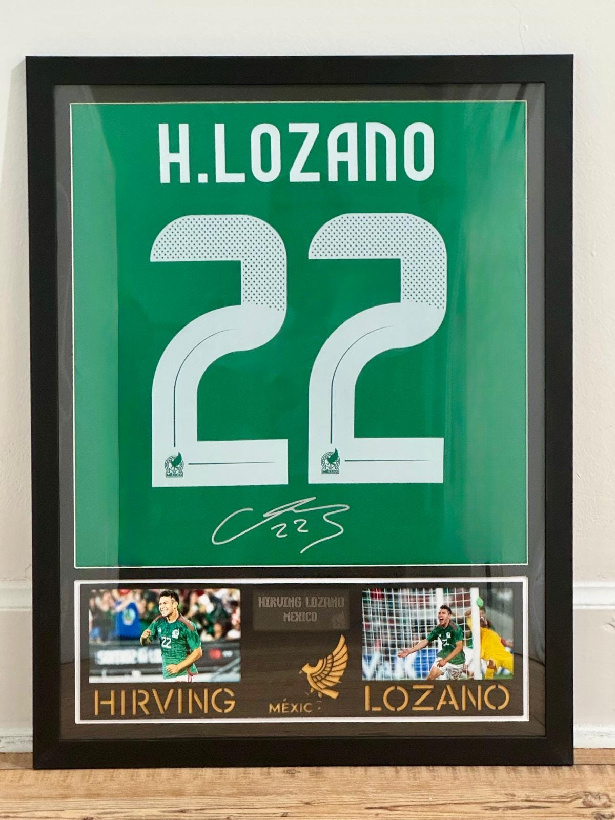 Hirving 'chucky' Lozano Jersey Framed With PRINTED Autograph (not