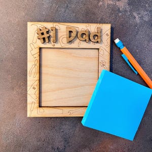 Porte-notes autocollant sur le thème de l'outil