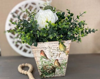 Farmhouse Centerpiece/Greenery Centerpiece/Rustic Bucket w/ Greenery/Table Arrangement/ Galvanized Bucket Centerpiece/Rustic Farmhouse Decor