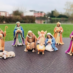 Nativity Set | 9-Piece Christmas Manger Scene, Holy Family, Wise Men image 9