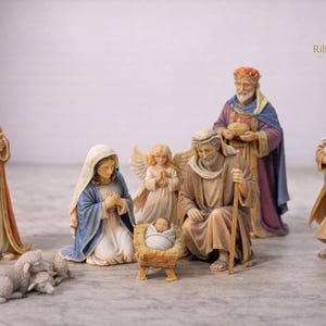 Nativity Set | 9-Piece Christmas Manger Scene, Holy Family, Wise Men image 7