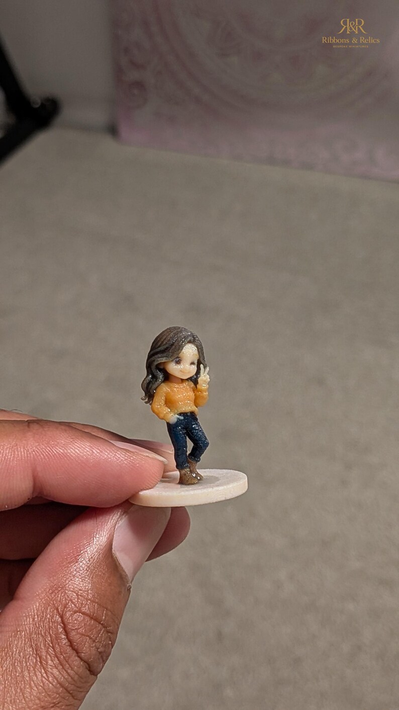 Custom Chibi Figurine from Photo, Personalised Mini Me Keepsake, Cartoon Style Miniature image 7