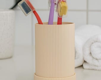 Minimalist Bathroom Toothbrush Holder: Modern Ribbed Cup with Removable Base