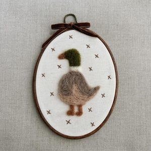 Felted Duck Nursery Wall Art – Handmade Needle Felt Embroidery Hoop – Heirloom Baby Room Décor