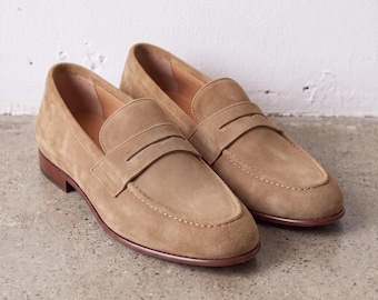 Mocassins Penny En Daim Marron Homme | Chaussures à enfiler faites main | Taille personnalisée | Semelle en cuir