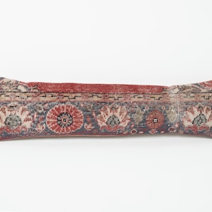 Handwoven Turkish Kilim Pillow Cover: Vintage Anatolian Ethnic Couch Cushion