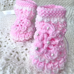 Baby Girl Booties, Baby Knitted Shoes, Crochet Baby Shoes, Newborn Booties, Baby Slippers, Baby Girl Shoes, Baby Shower Gift