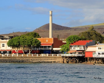 30 x 20-inch print of Lahaina, Maui, Hawaii