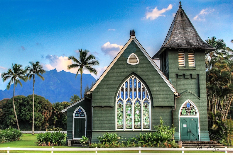 Color Print of Wai'oli Hui'ia church of Hanalei, Kauai just after sunset bild 1
