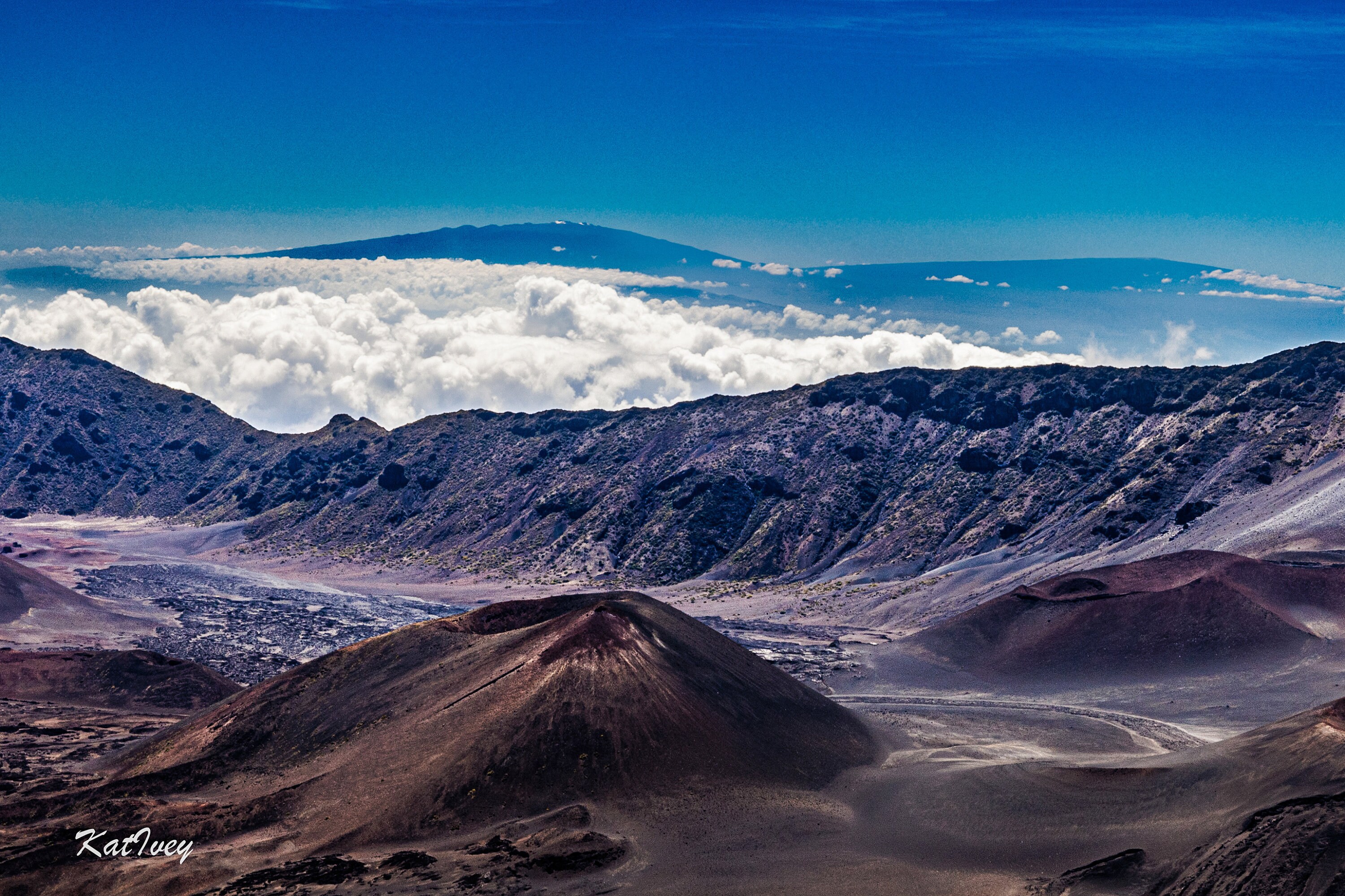 洋書 HALEAKALA a History of the Maui Mountain Haleakalā: A History of the Maui Mountain – Hawaii Pacific Parks