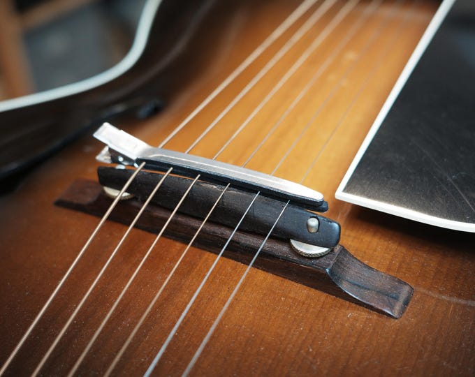 Reonda's Rubber Bridge Clip! / Converter / Guitar Mute Timbre Modifier / Attachment / String Muter / Handmade (Patent Pending)