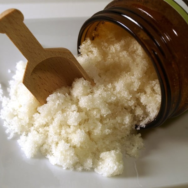 Cuchara de madera para frascos de baño y productos corporales