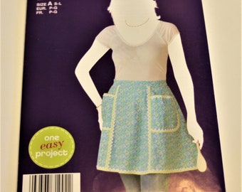 Simplicity Sew Simple 1992: Misses' Aprons in Sizes Small-Large UNCUT
