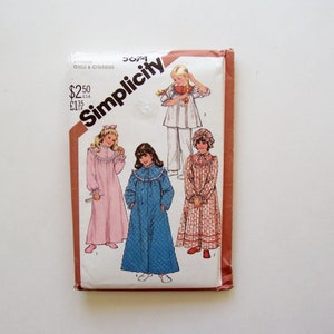 Girls Nightgown, Pajamas, Robe and Hat Simplicity 5674 Sewing Pattern Uncut - Girls Pajama Pattern, Nightgown Pattern