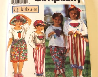 Simplicity 8507: Girl's Pants, Top and Shorts, Size 5-6X UNCUT, FF