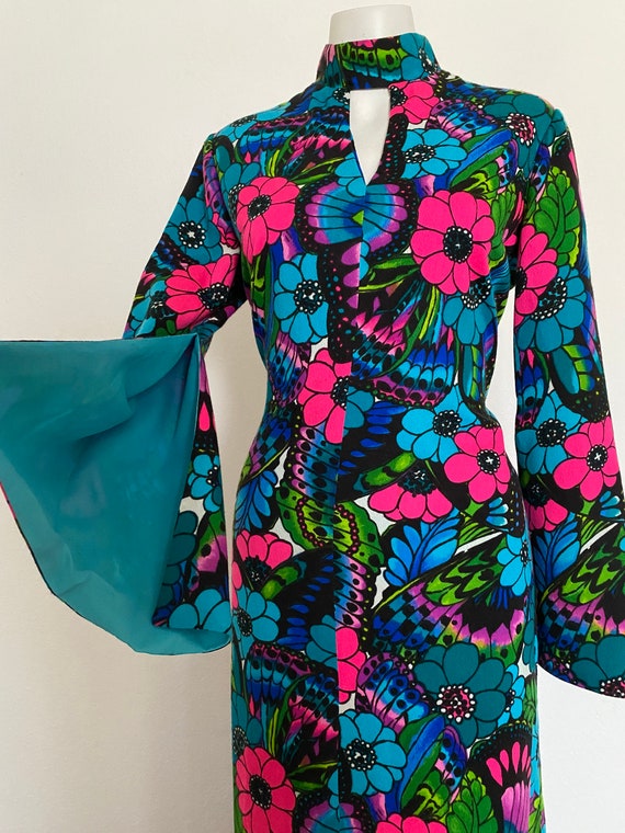 1970's Vintage HOSTESS DRESS, floral maxi dress be