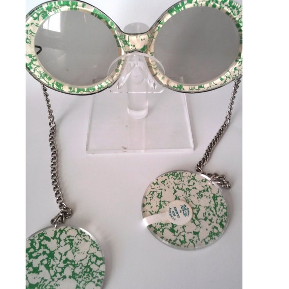 1960's Vintage Green checkered sunglasses earring… - image 1