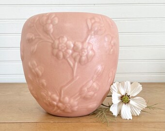 Vintage matte pink Haeger plant pot