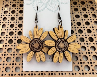 Daisy wood painted dangle mandala earring boho style yellow daisy sunflower