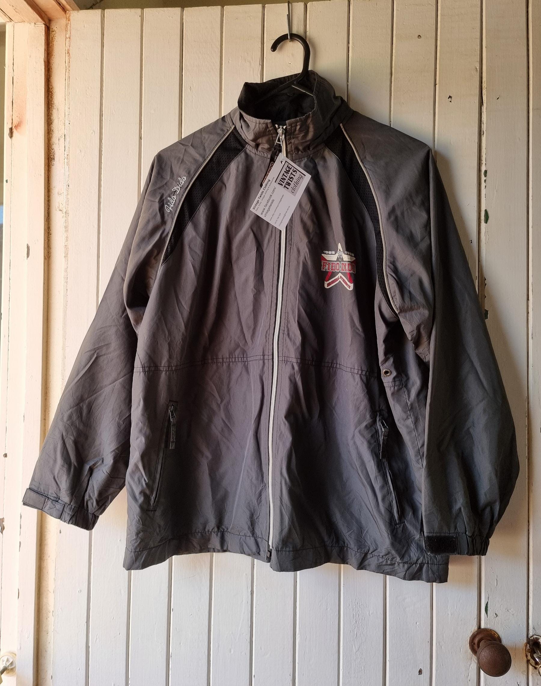 Vintage 1985 Designer 'fido Dido' Grey Light Weight Sports