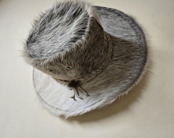 Sombrero de piel vintage de los años 90: Colección Statesman de Australian Bush Hat Co., cuero genuino, tamaño mediano.