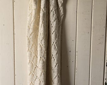 Vintage 1980s white crocheted knee high leg warmers, size large