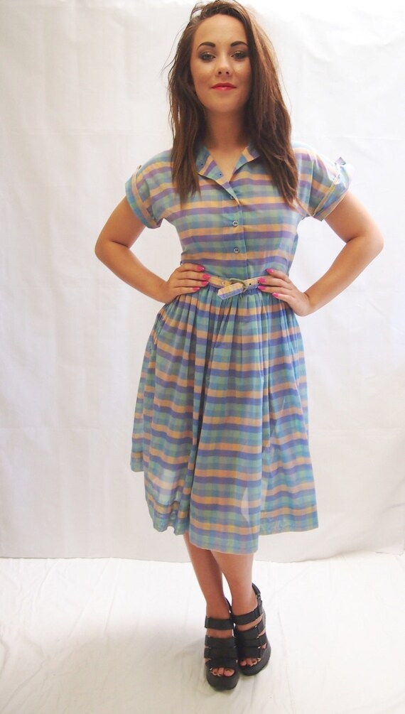 Vintage 1950's pastel green, purple and orange str