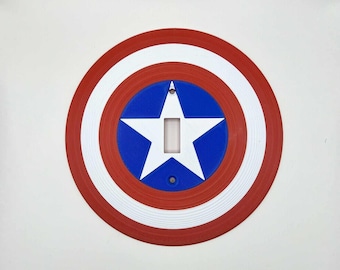 Tapa para interruptor de luz con escudo de superhéroe - Placa de pared, decoración para sala de juegos, decoración para dormitorio infantil