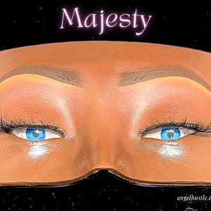 Majesty – Short Natural Fox‑Eye Lash Style 10-16mm