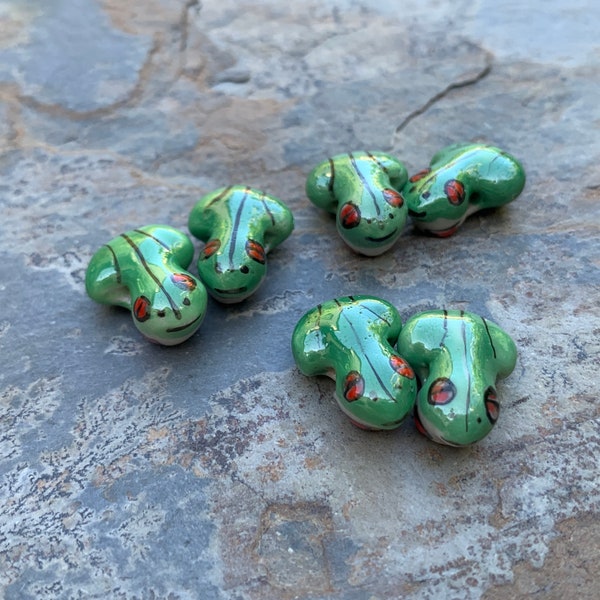 Frog Beads, Green Frog Beads, 18 x 12 x 8.5mm, 6 beads per package