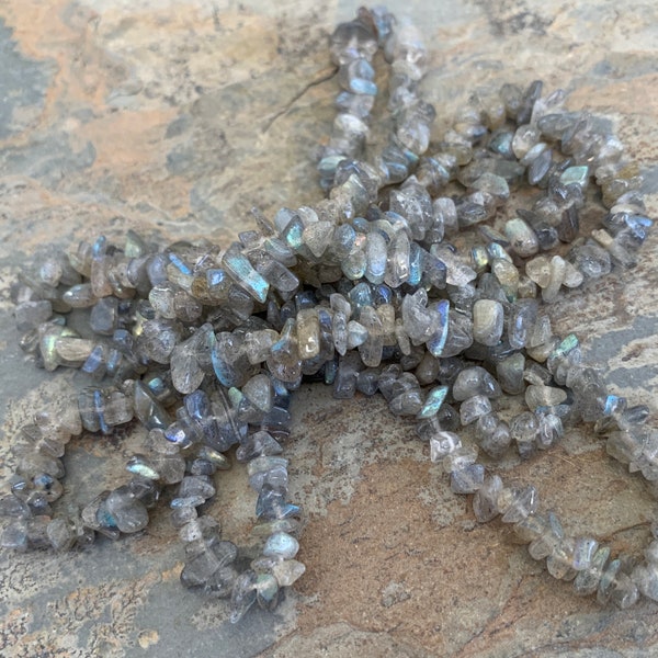 Labradorite Chip Beads, 3 to 5mm, 34 inch strand