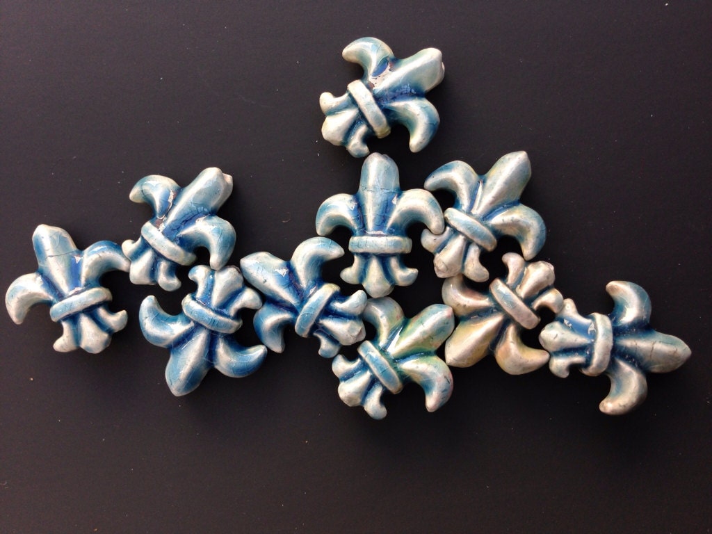 Fleur de Lis Beads 10 beads per package 17mm Etsy