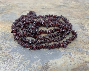 Garnet Chip Beads, 34 inch strand, 3 to 6mm