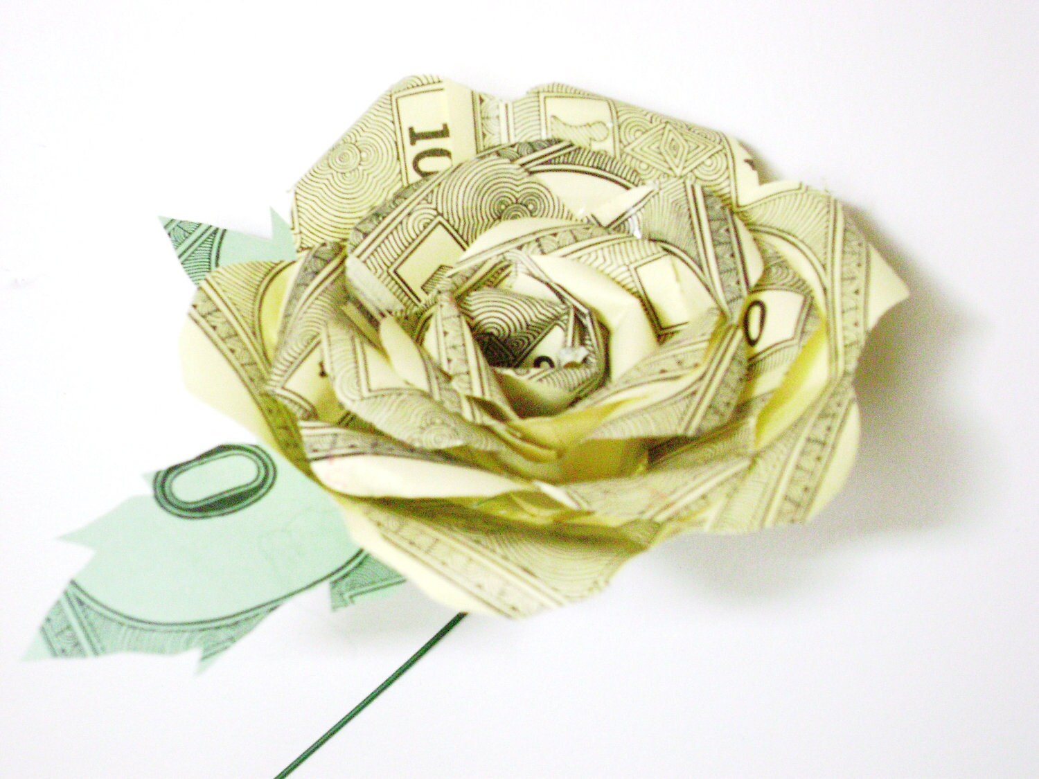 Rosette Ornaments from Monopoly Money - Color Me Thrifty