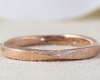 Mobius Wedding Band 2mm Mobius Ring, Stacking Modern Wedding Ring, Twisted Wedding Band, Gold Wedding Ring Gold Ring, Stackable Ring