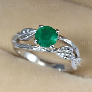 Twig Natural Emerald Engagement Ring, Leaves Ring, Vintage Bark Ring, Unique Ring,Alternative Ring, Nature Inspired, 14K, May Birthstone