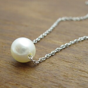 Freshwater pearl on gold link chain, Pearl with White gold necklace, Single pearl gold necklace, White pearl links necklace, Floating pearl