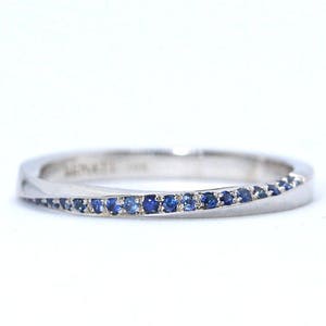 Eternity Band, White Gold Eternity Sapphire Wedding Band 2mm, Sapphire mobius wedding ring, Sapphire Band, Minimalist Ring, Unique Ring