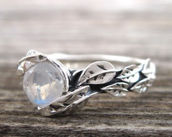 Mondstein Ring, Blatt Mondstein Ring, Mondstein Blatt Ring, Blatt Ring mit Mondstein, Wald Blätter Ring, Freundschaft Silber Mondstein Ring