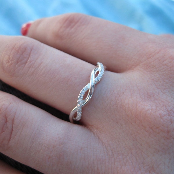 Infinity Knot Ring - Etsy