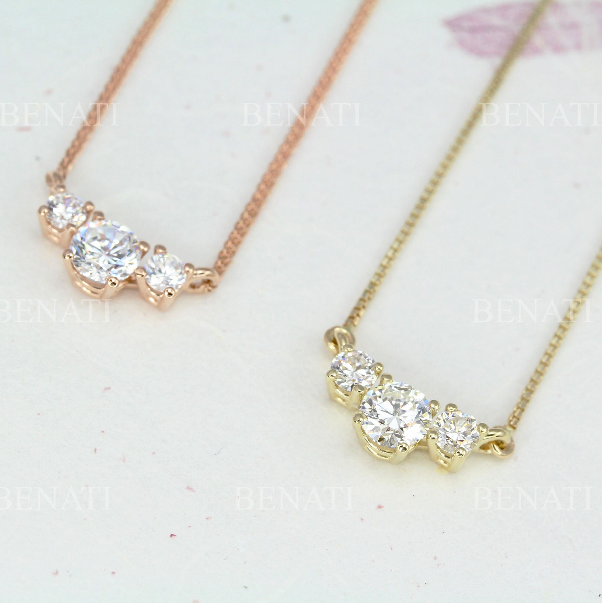 Necklace with three diamonds sale