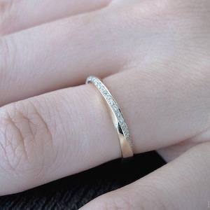 18k Gold Mobius Wedding Ring, Diamond Wedding Band, Gold Mobius Infinity Ring, Mobius Wedding Band, Diamond Mobius 3mm Wedding Band